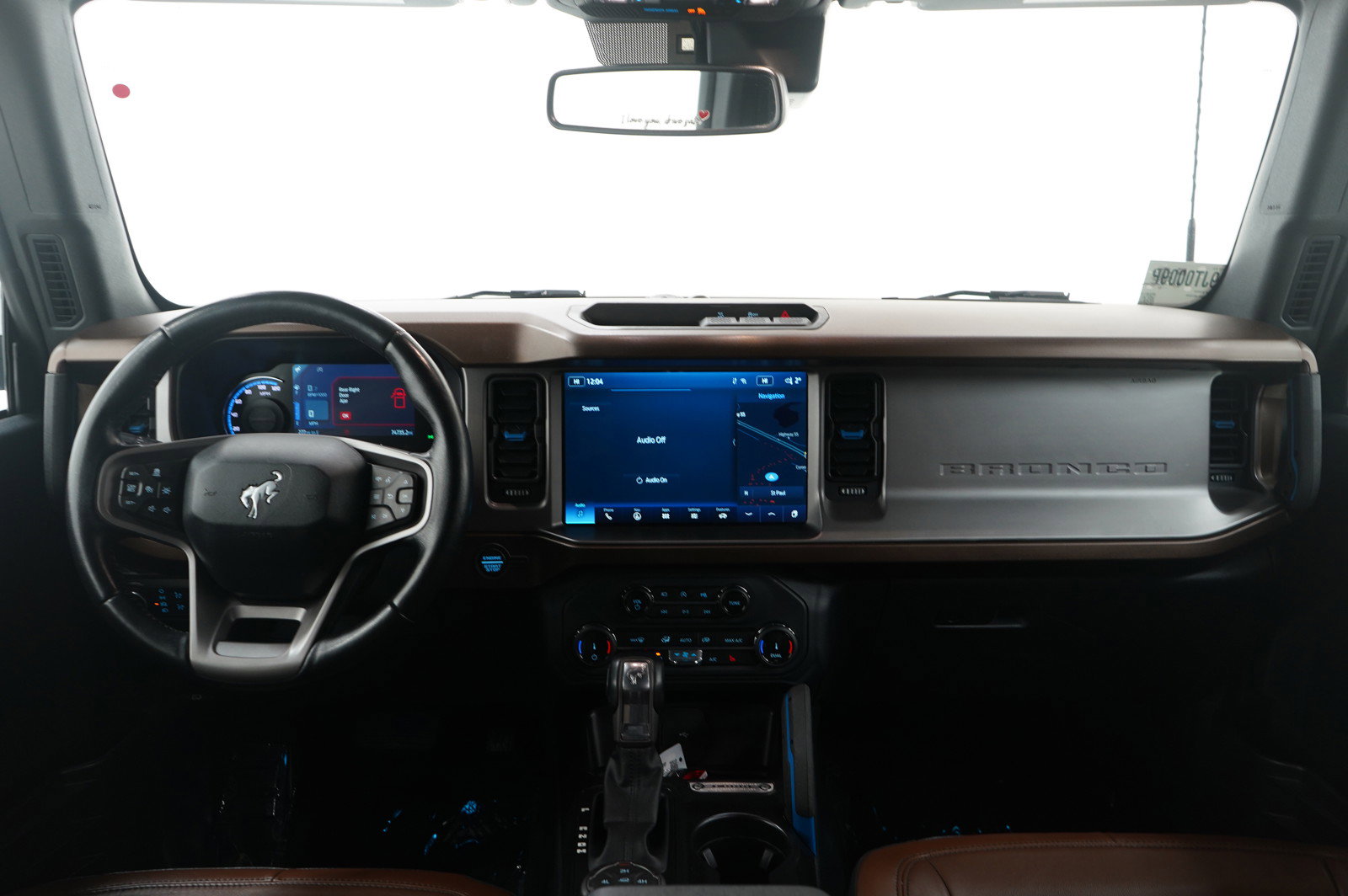 Used 2022 Ford Bronco Outer Banks image 14