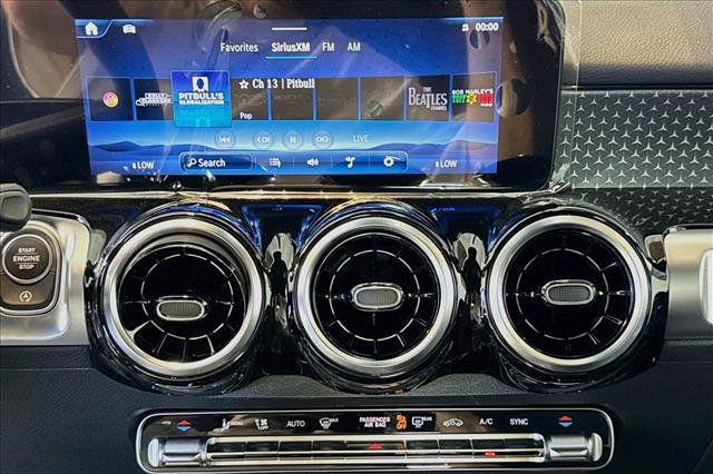 New 2026 Mercedes-Benz GLB 250 4MATIC image 12