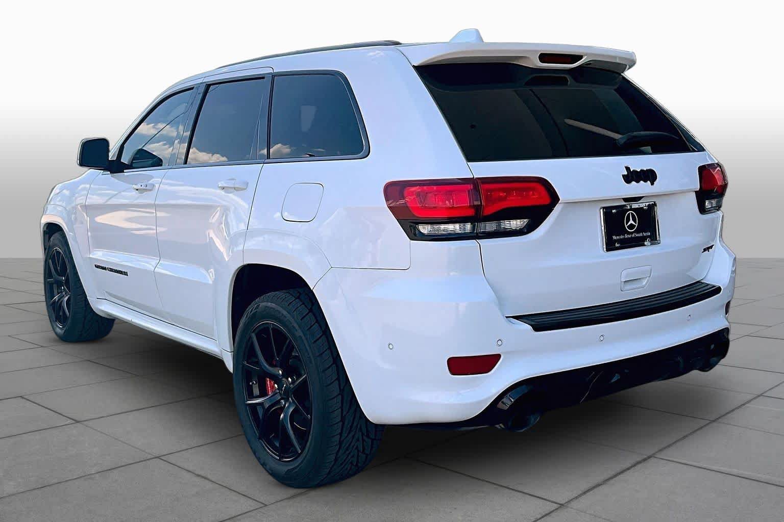 Used 2018 Jeep Grand Cherokee SRT AWD/4WD image 12