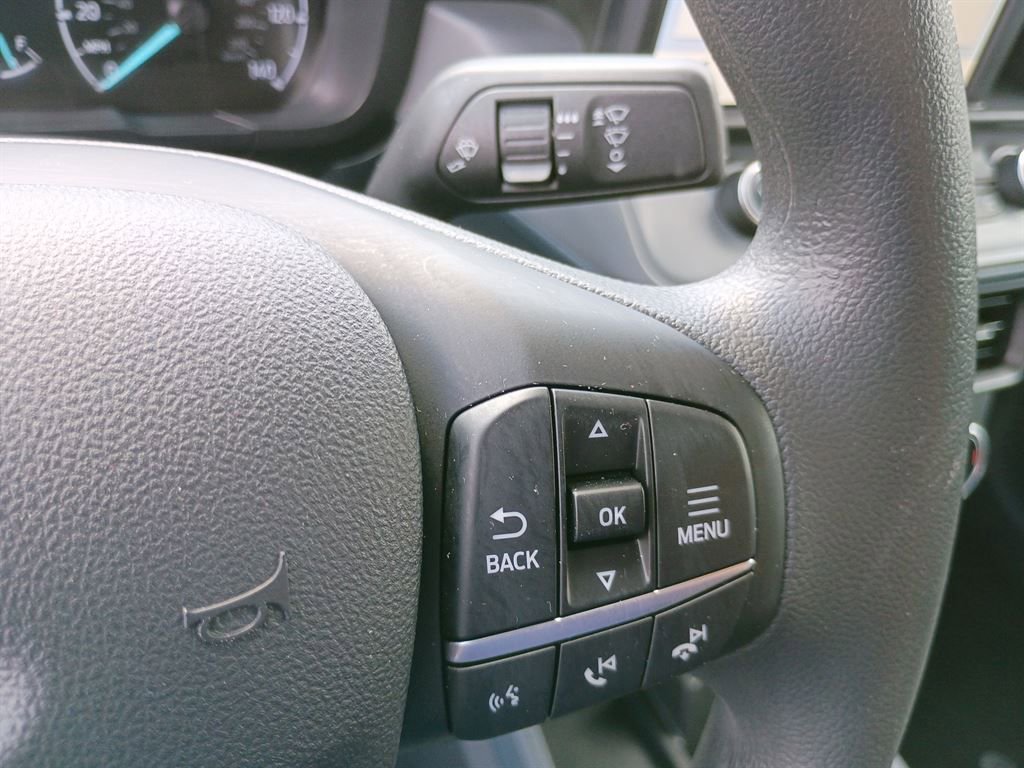 Used 2023 Ford Maverick XL image 17