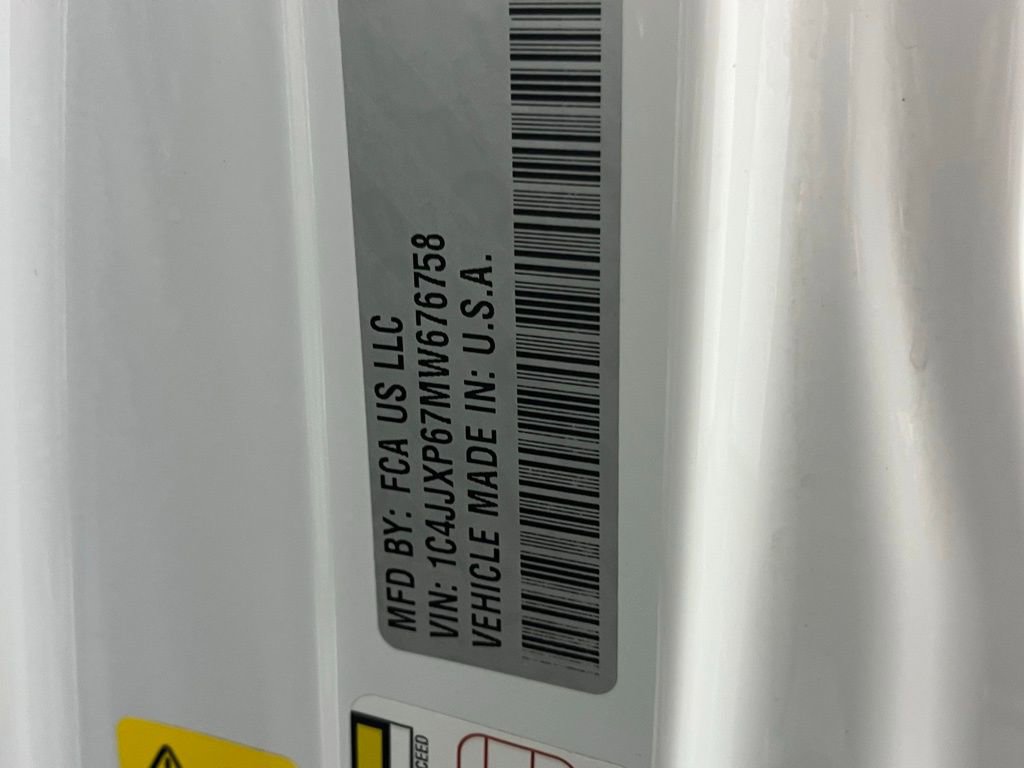 Used 2021 Jeep Wrangler Unlimited Sahara image 35