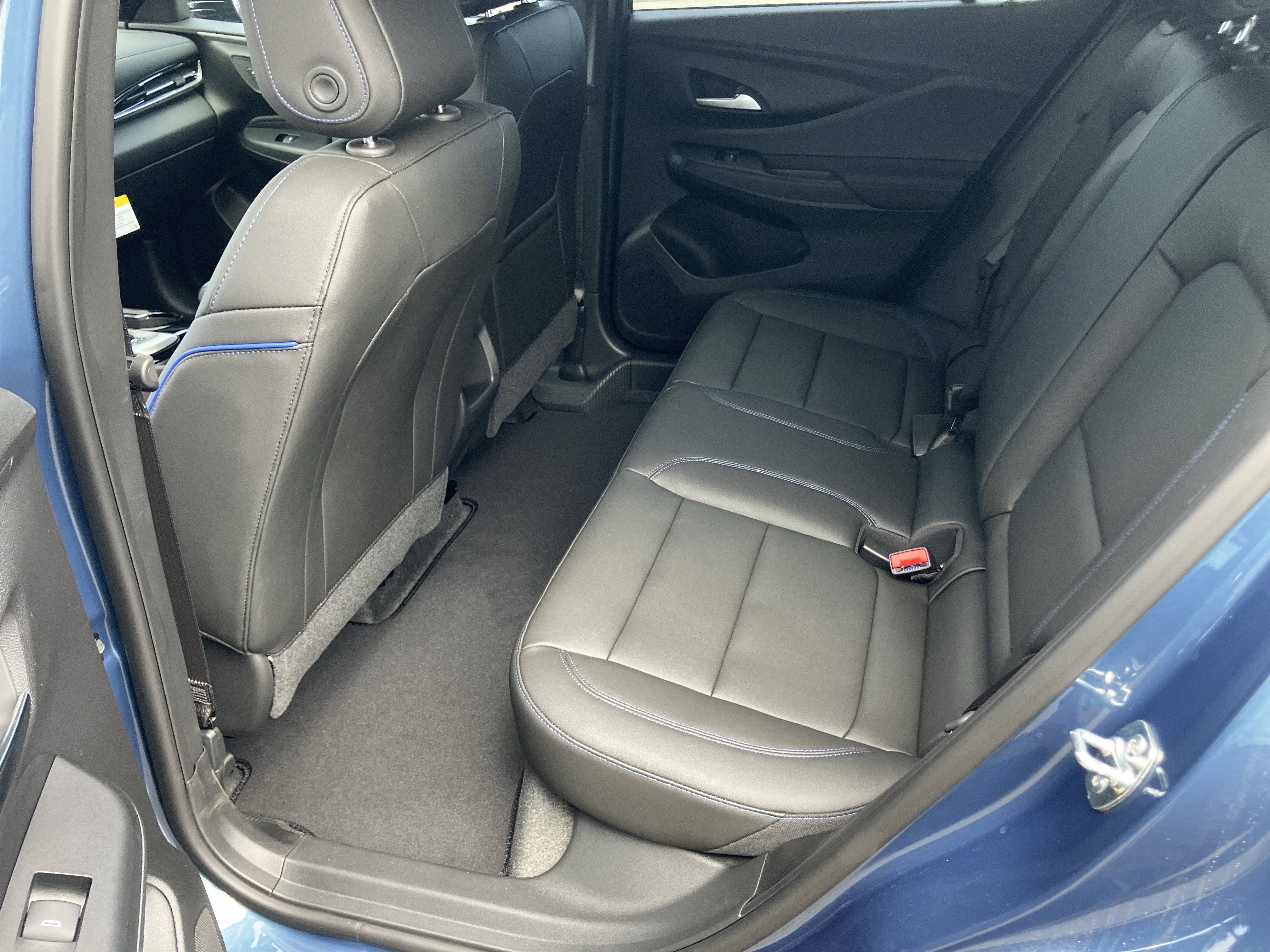 New 2026 Buick Envista Sport Touring image 13