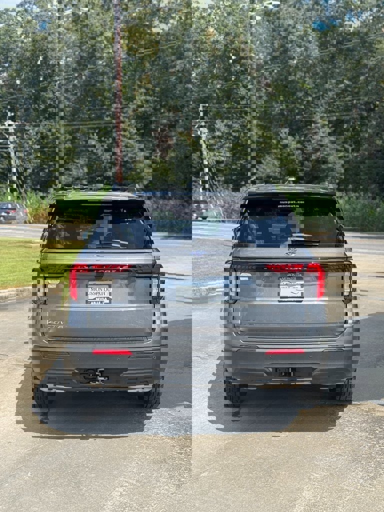 Used 2025 Ford Explorer Active image 5