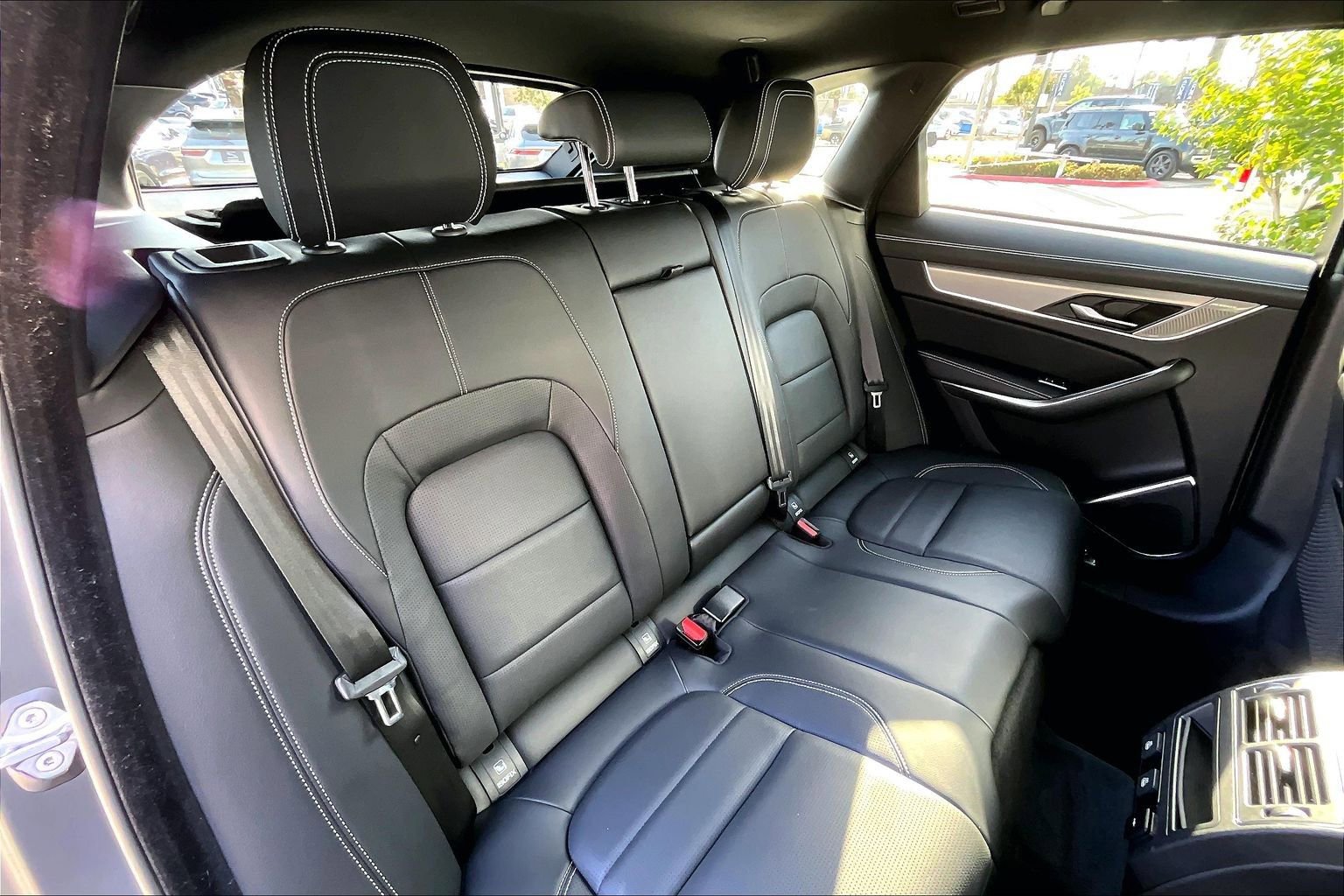 Certified 2025 Jaguar F-PACE R-Dynamic S AWD/4WD image 26