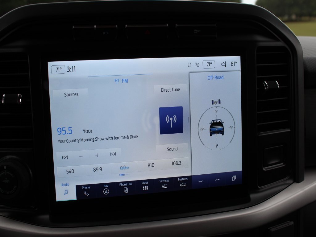 Used 2022 Ford F150 XLT w/ Equipment Group 302A High image 16