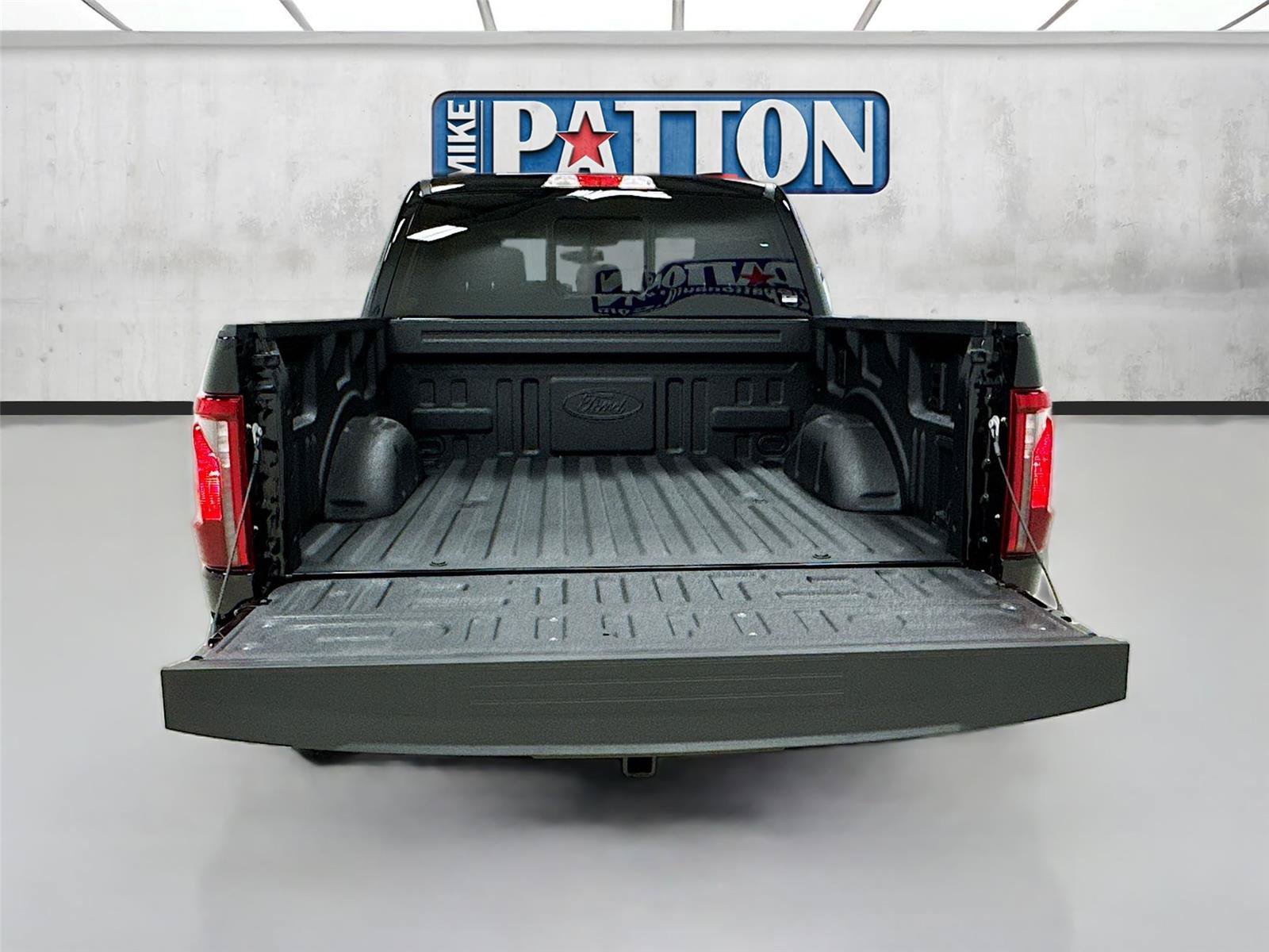 New 2026 Ford F150 XLT w/ Equipment Group 302A MID AWD/4WD image 25