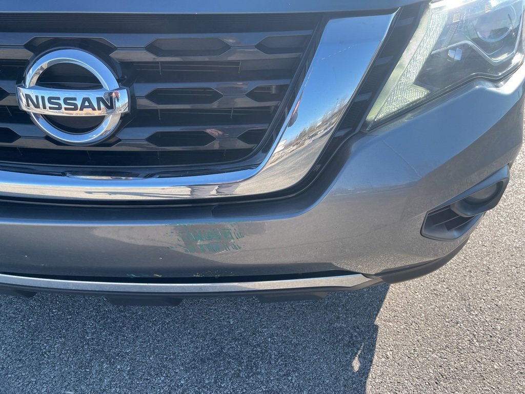 Used 2020 Nissan Pathfinder SV image 19