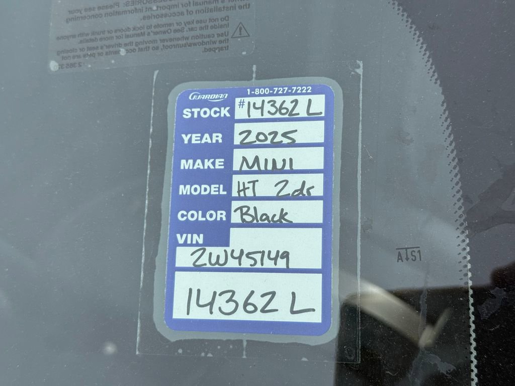 Certified 2025 MINI Cooper 2-Door Hardtop FWD image 25