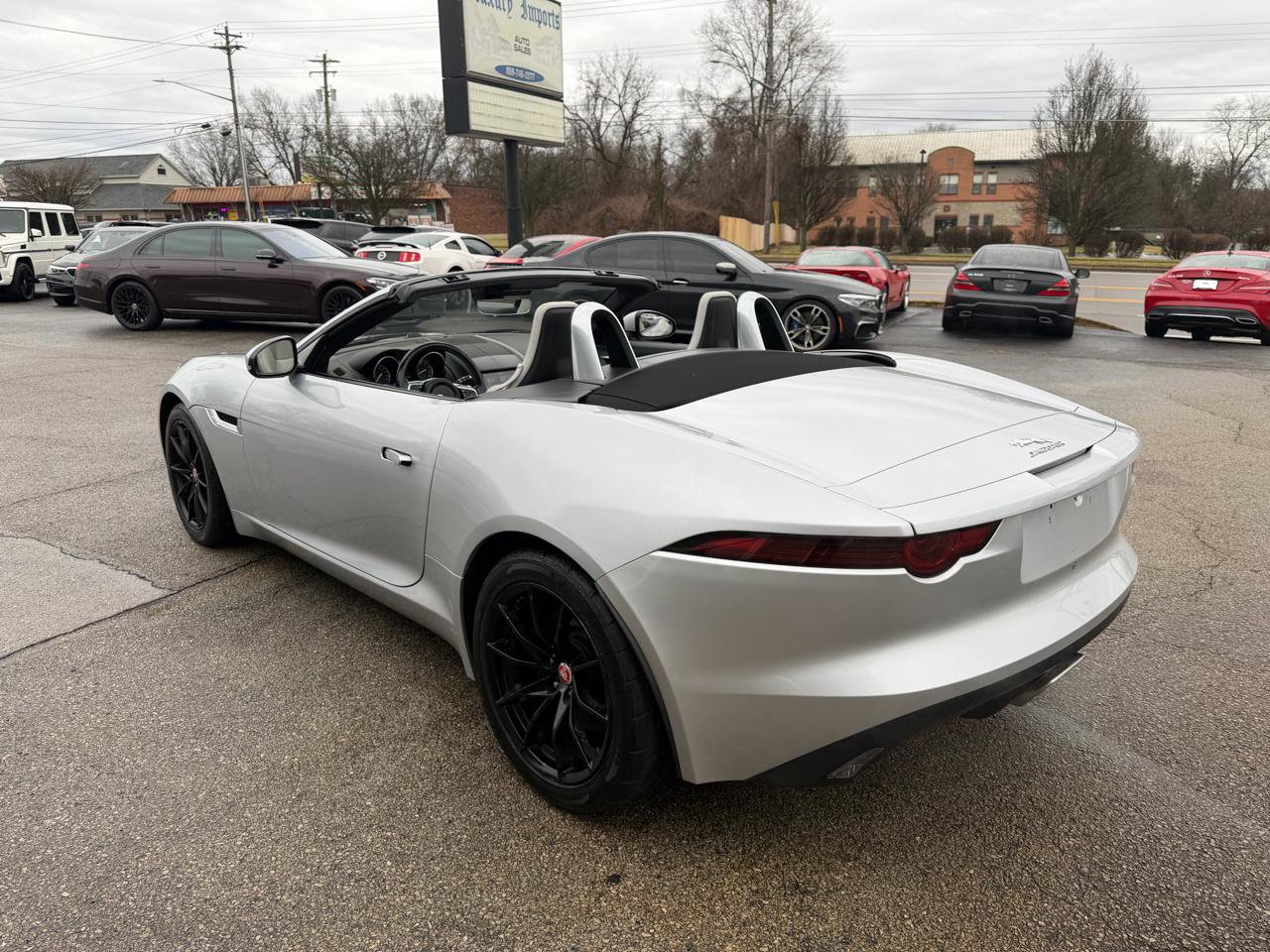 Used 2018 Jaguar F-TYPE Convertible image 22