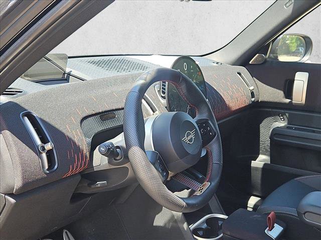Certified 2025 MINI Cooper Countryman John Cooper Works w/ Comfort Package Max AWD/4WD image 9