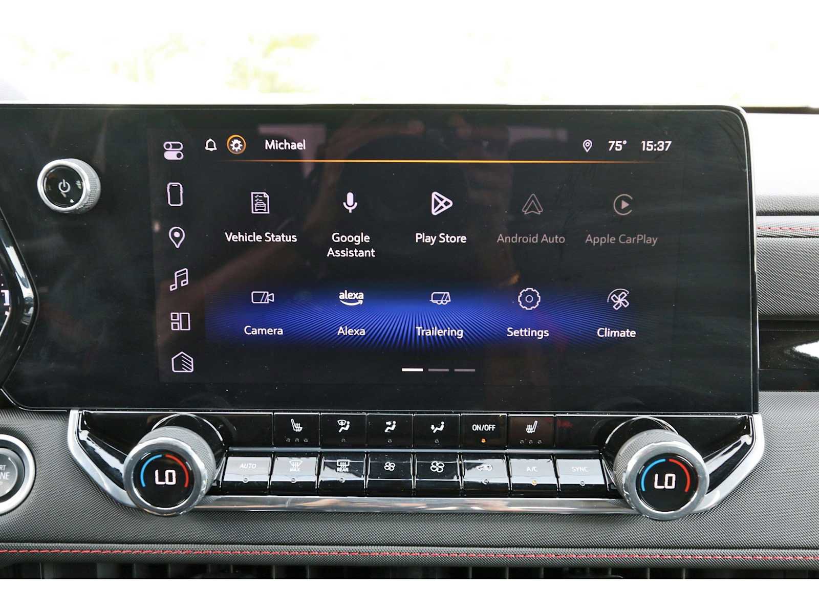 Used 2024 Chevrolet Colorado Z71 w/ Z71 Convenience Package 2 image 21