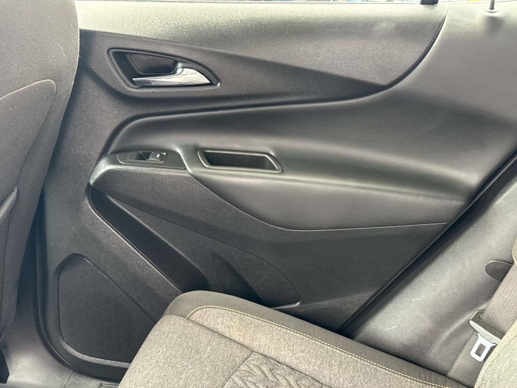 Used 2023 Chevrolet Equinox LT FWD image 12