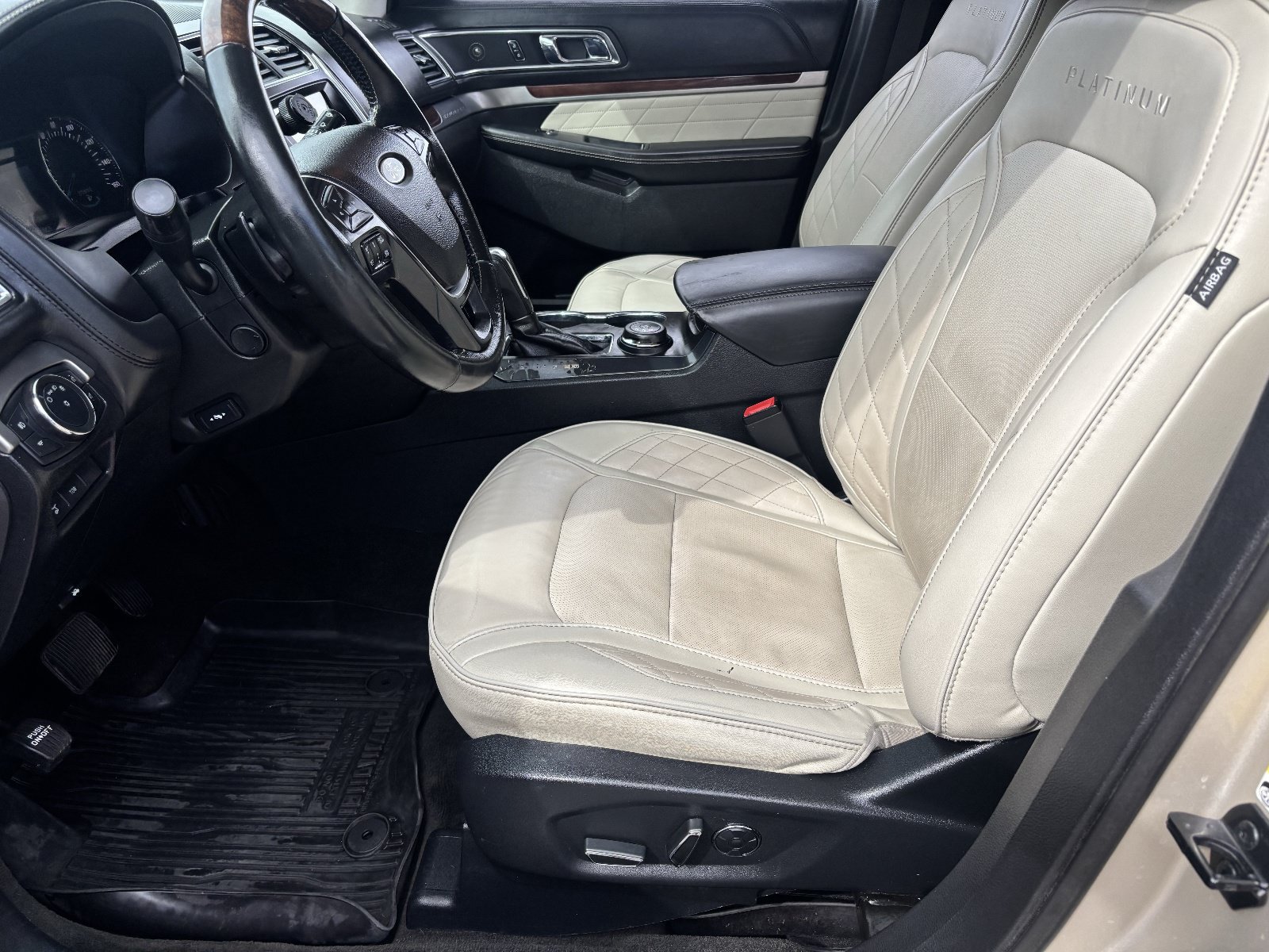 Used 2017 Ford Explorer Platinum AWD/4WD image 21