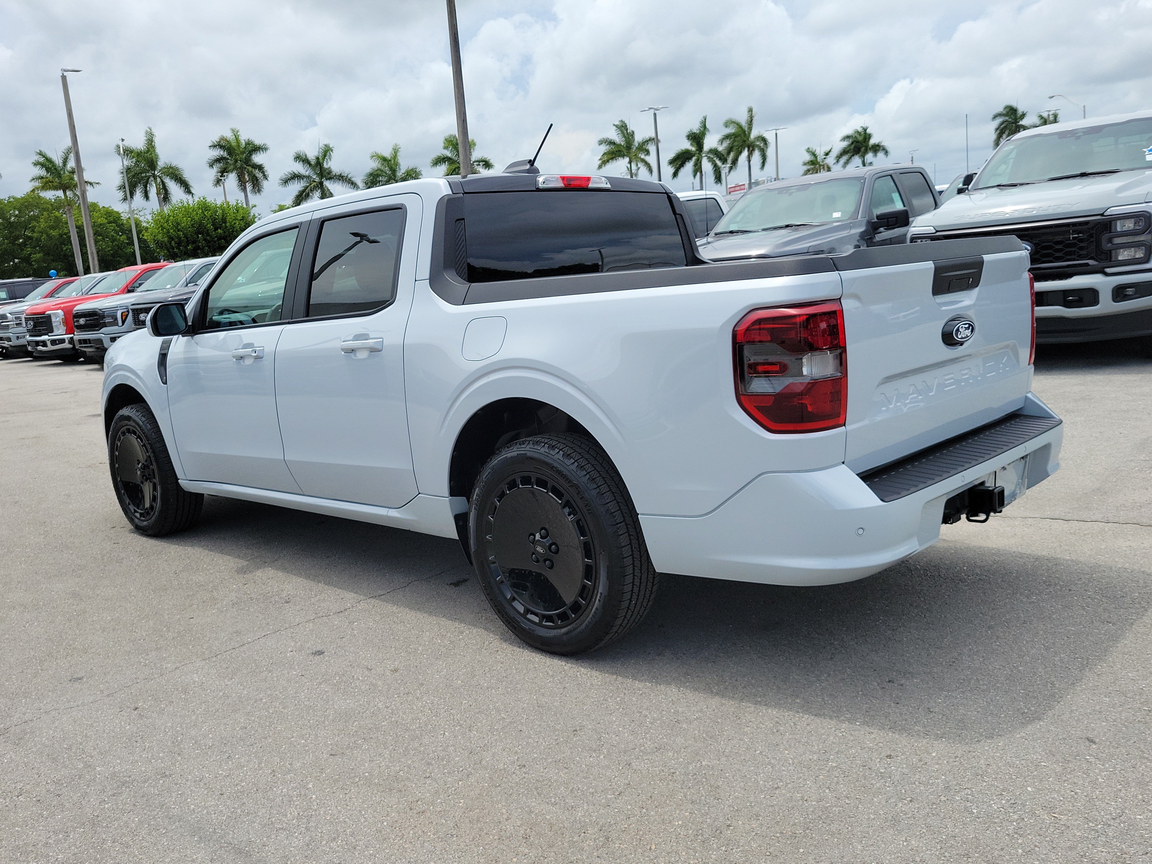 Used 2026 Ford Maverick Lobo AWD/4WD image 7