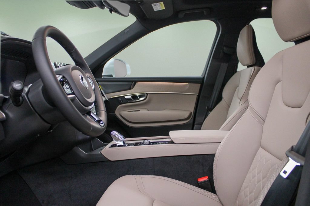 New 2026 Volvo XC90 B6 Plus AWD/4WD image 18