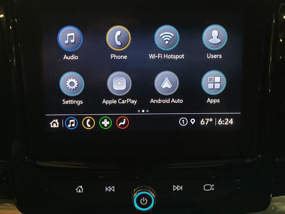 Used 2023 Chevrolet Traverse LT image 25