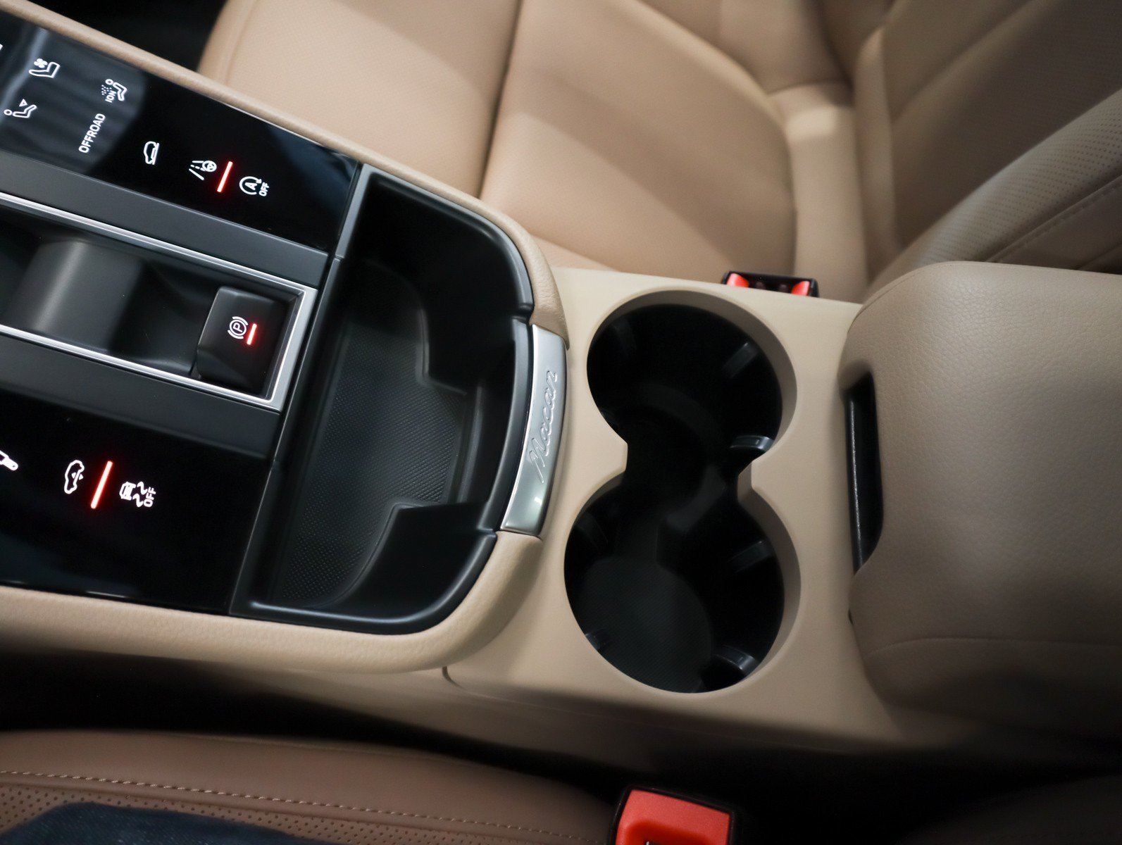 Certified 2026 Porsche Macan S AWD/4WD image 16