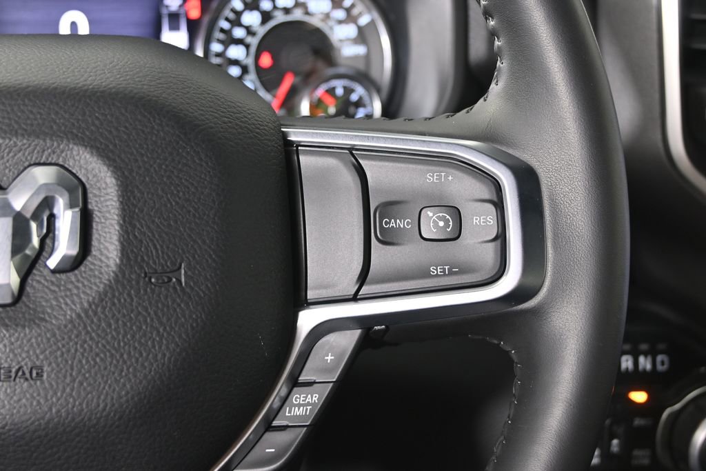 Used 2024 RAM 1500 Big Horn AWD/4WD image 35