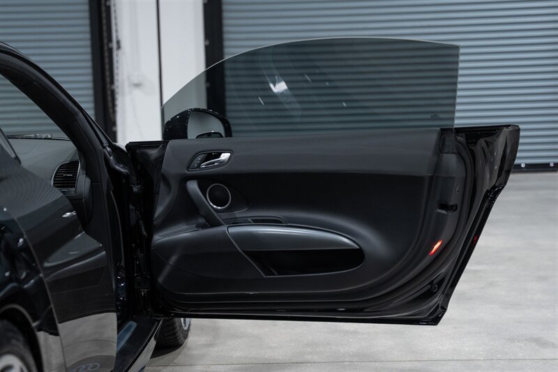 Used 2011 Audi R8 V10 AWD/4WD image 31