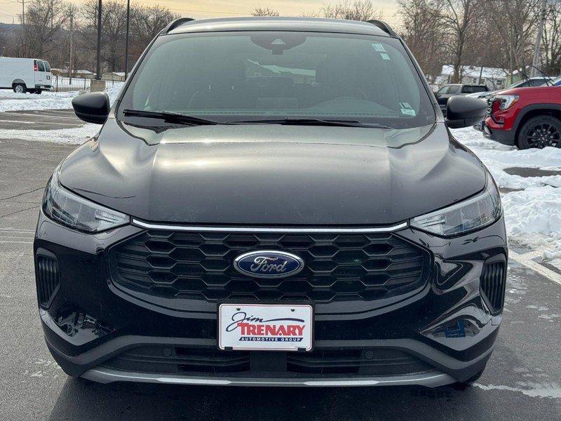 Used 2025 Ford Escape ST-Line image 9