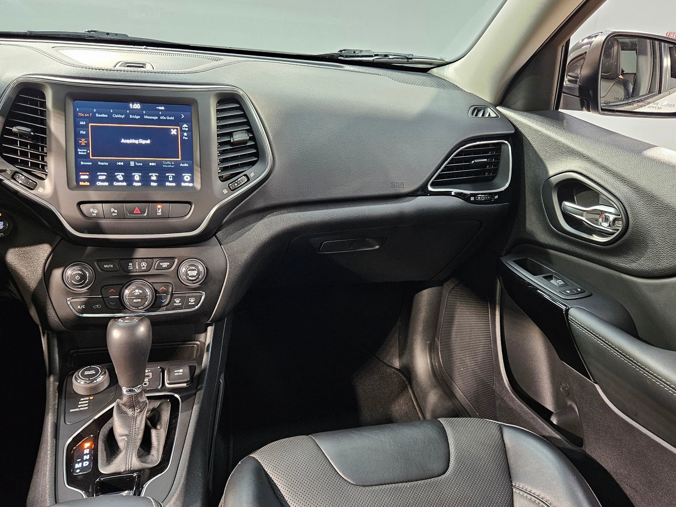Used 2023 Jeep Cherokee Altitude Lux w/ Lux Elite Package AWD/4WD image 11