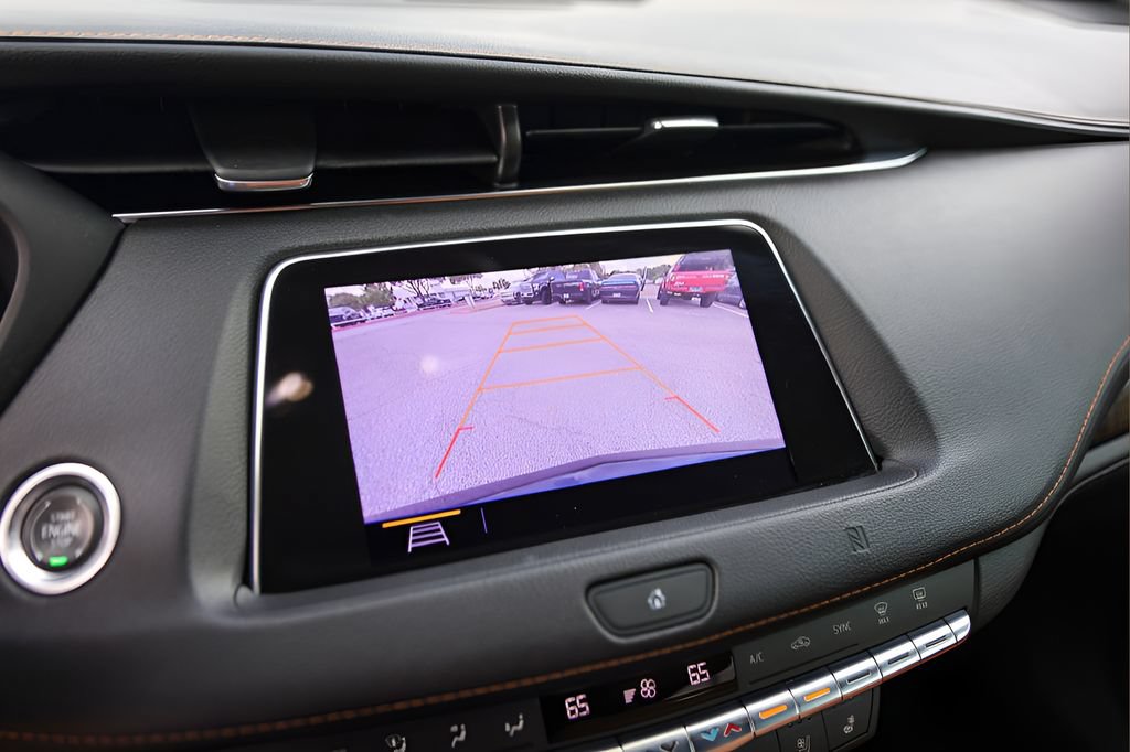 Used 2019 Cadillac XT4 Premium Luxury FWD image 17