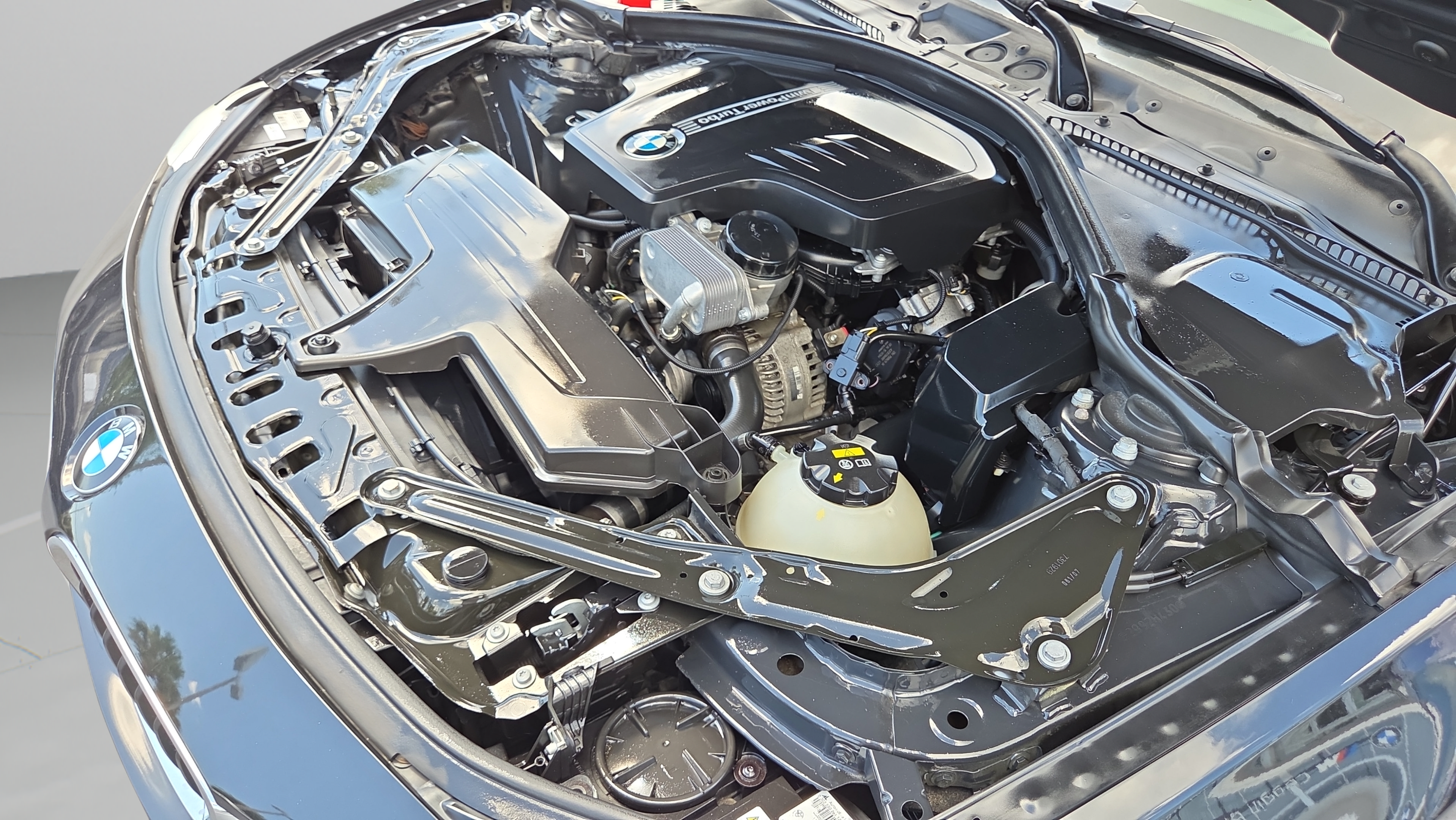 Used 2015 BMW 428i Convertible RWD image 18