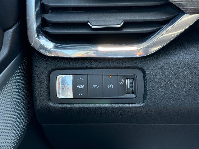 Used 2025 GMC Acadia Denali w/ Super Cruise Package AWD/4WD image 7