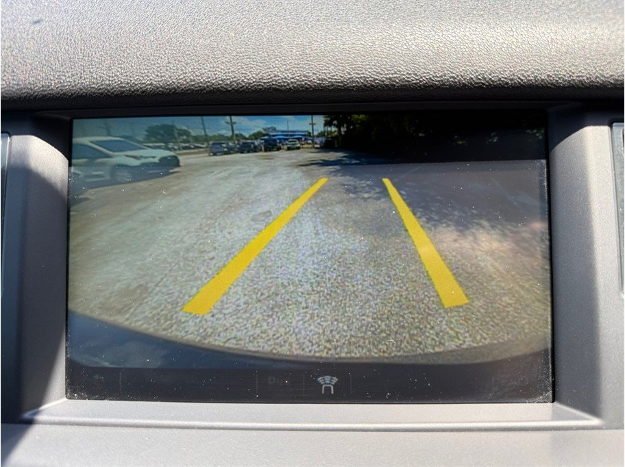 Used 2019 Land Rover Discovery Sport SE AWD/4WD image 30