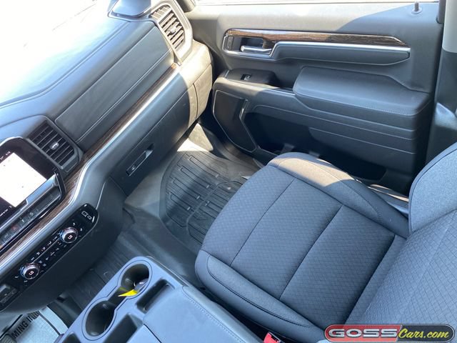Used 2026 GMC Sierra 3500 SLE w/ SLE Value Package AWD/4WD image 15