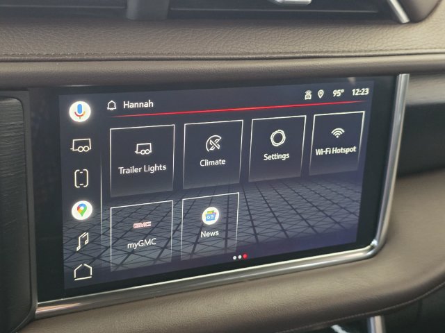 Used 2022 GMC Yukon XL Denali RWD image 30
