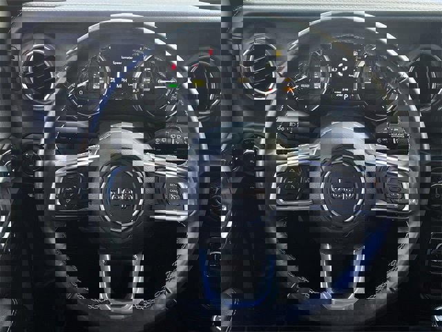 Used 2023 Jeep Wrangler Sahara w/ Cold Weather Group image 13