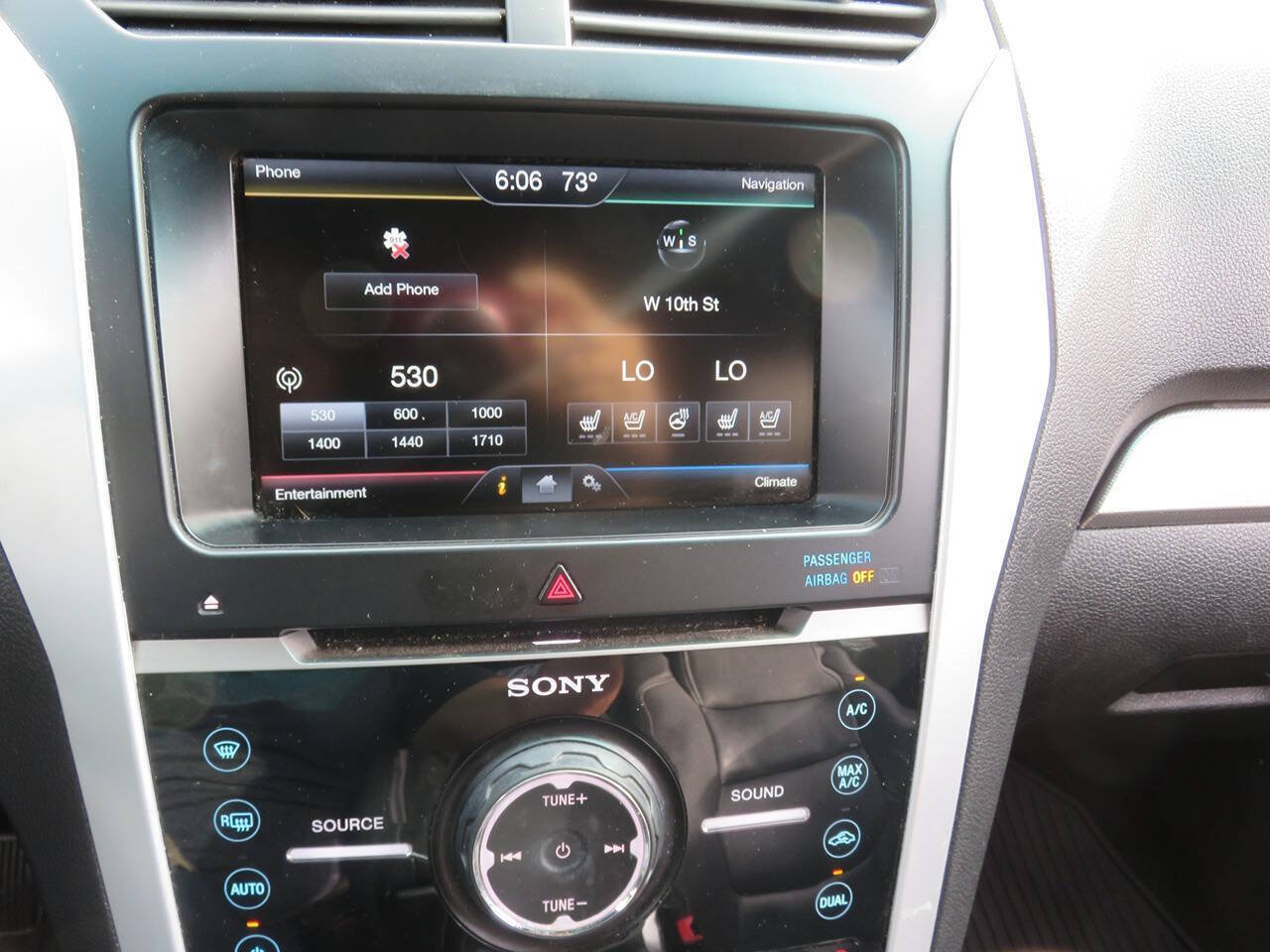 Used 2015 Ford Explorer Sport w/ Equipment Group 401A AWD/4WD image 19