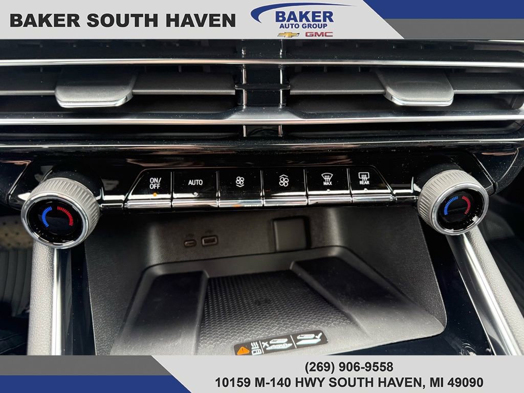 New 2026 Chevrolet Traverse RS w/ LPO, Floor Liner Package image 36