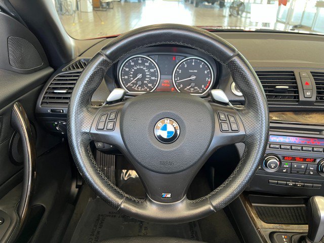 Used 2010 BMW 135i Convertible RWD image 18