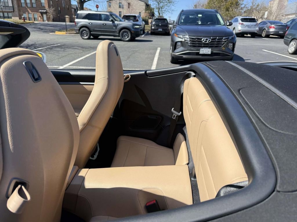 Used 2020 Porsche 911 Carrera image 18