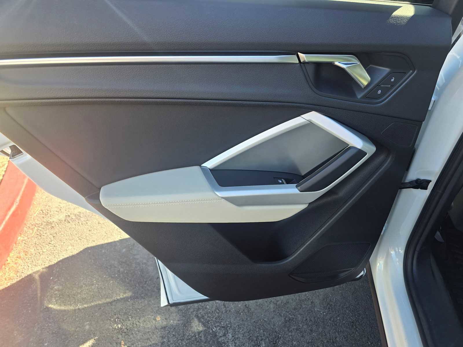 Used 2023 Audi Q3 2.0T Premium Plus w/ Premium Plus Package image 20