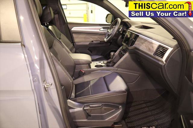 Used 2021 Volkswagen Atlas Cross Sport SE w/ Panoramic Sunroof Package FWD image 28