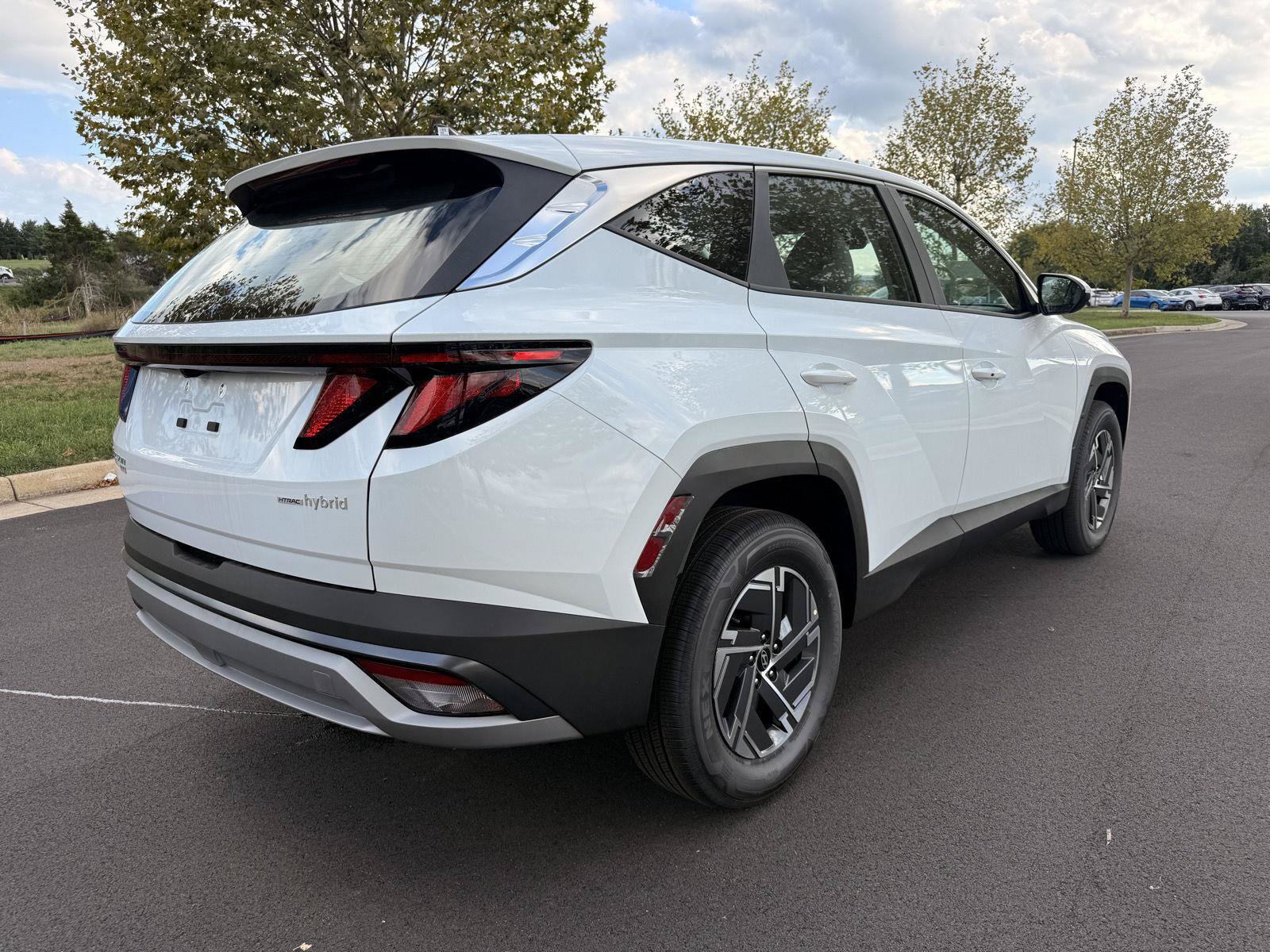New 2026 Hyundai Tucson Blue SE AWD/4WD image 5