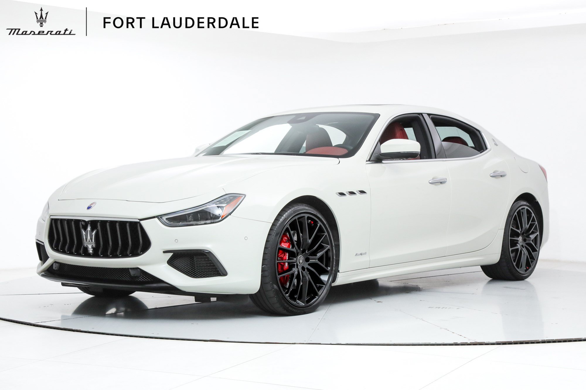 Used 2021 Maserati Ghibli S GranSport RWD image 1