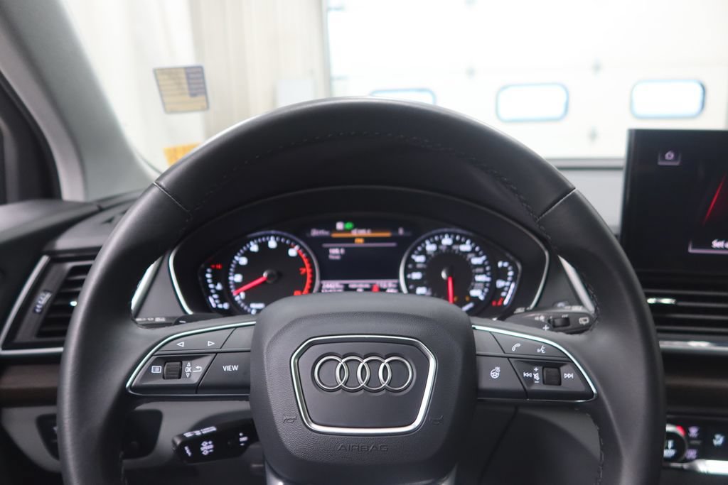 Used 2024 Audi Q5 2.0T Premium w/ Convenience Package AWD/4WD image 21