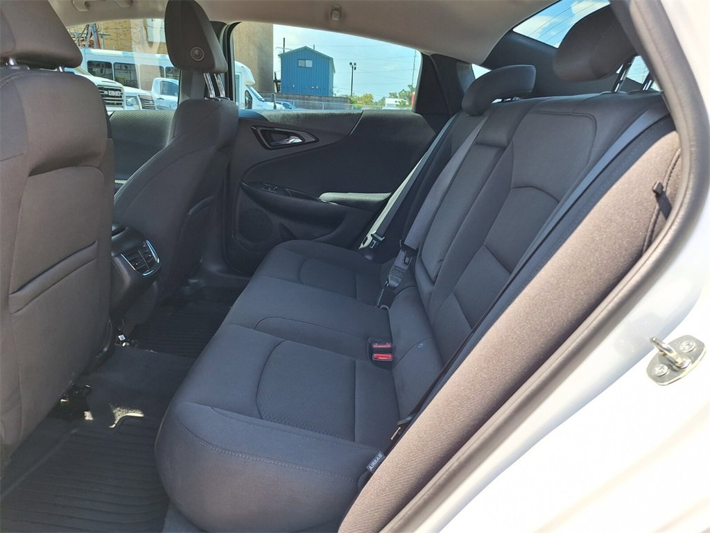 Used 2022 Chevrolet Malibu LT image 10