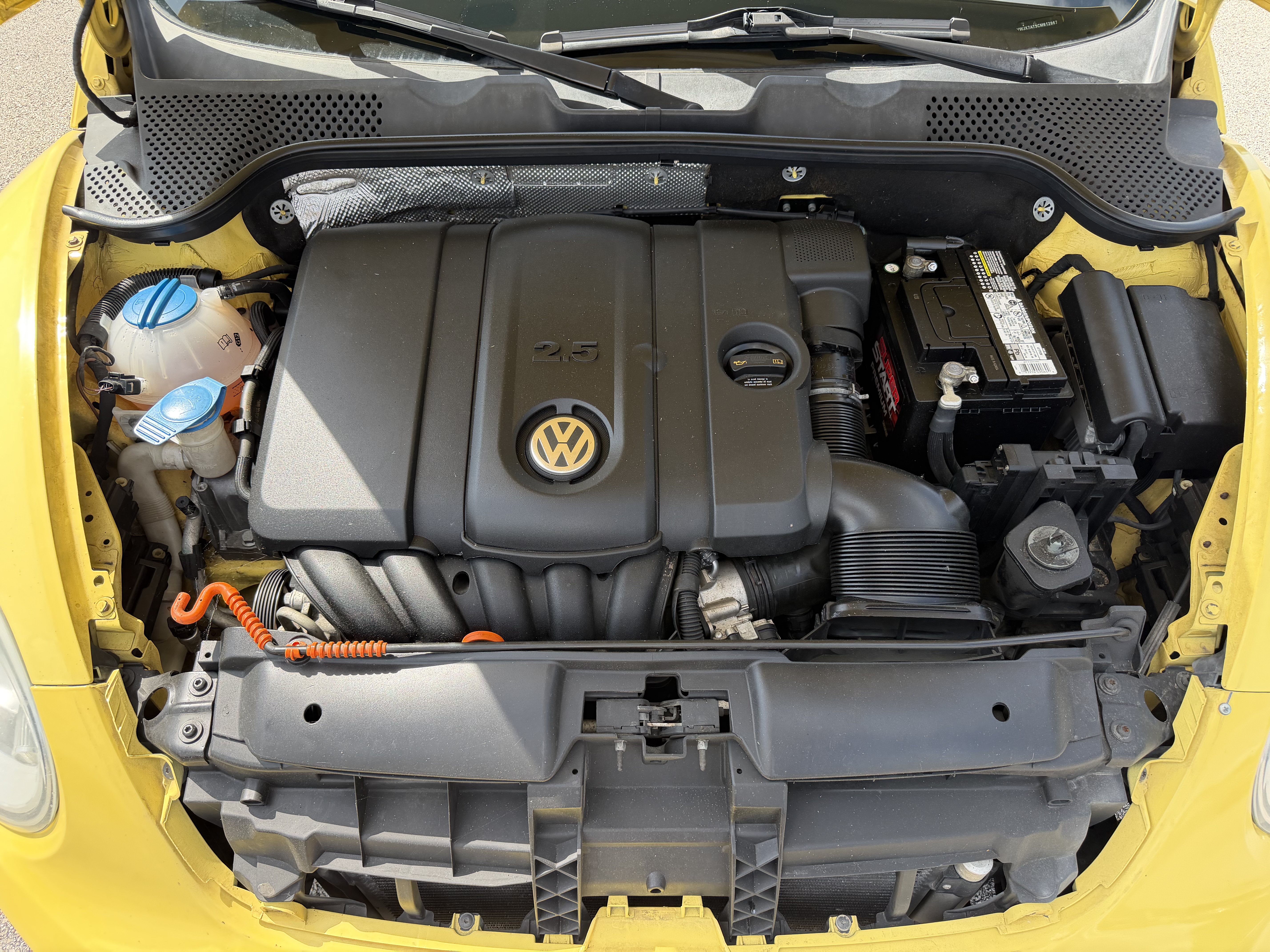 Used 2012 Volkswagen Beetle 2.5 FWD image 20