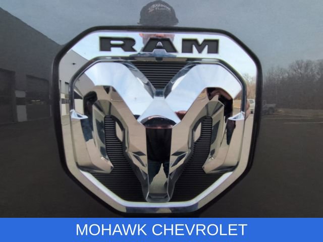 Used 2024 RAM 2500 Laramie image 32