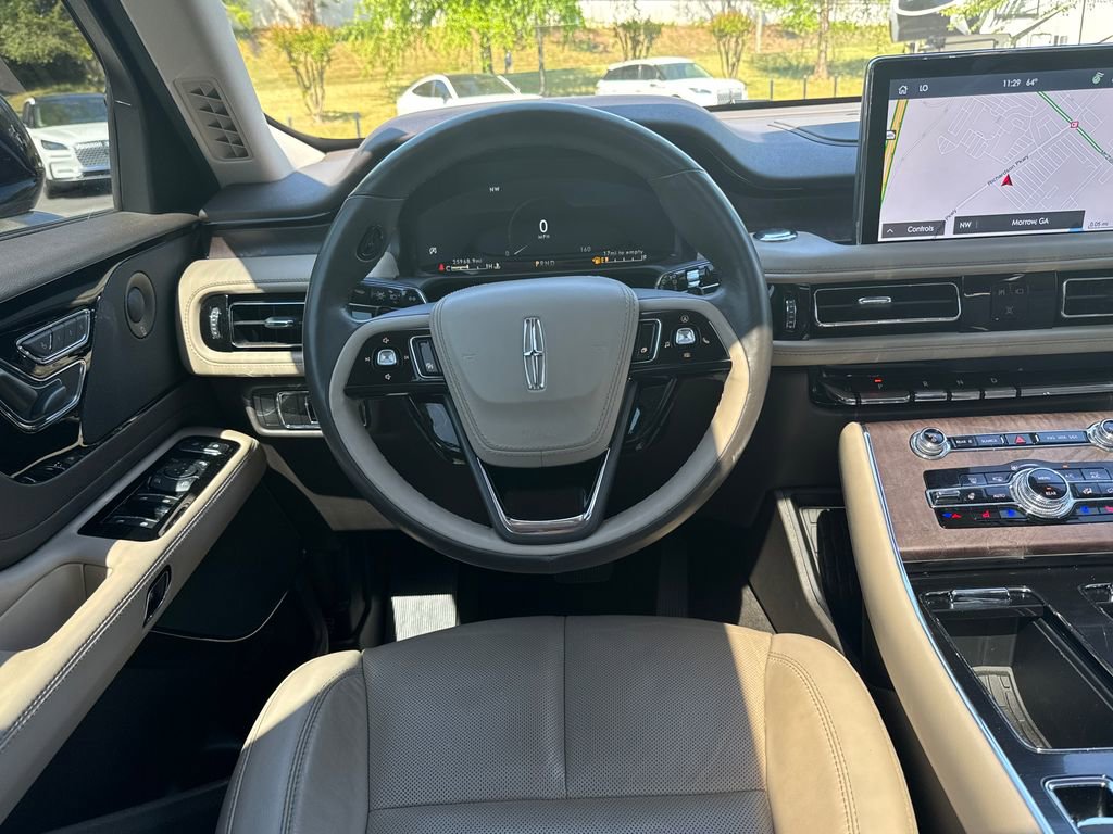 Used 2023 Lincoln Aviator Reserve w/ Equipment Group 201A image 12