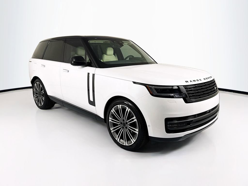 New 2026 Land Rover Range Rover SE image 3