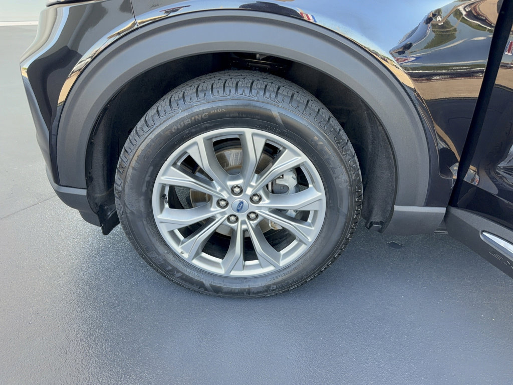 Certified 2022 Ford Explorer XLT w/ Equipment Group 202A RWD image 36