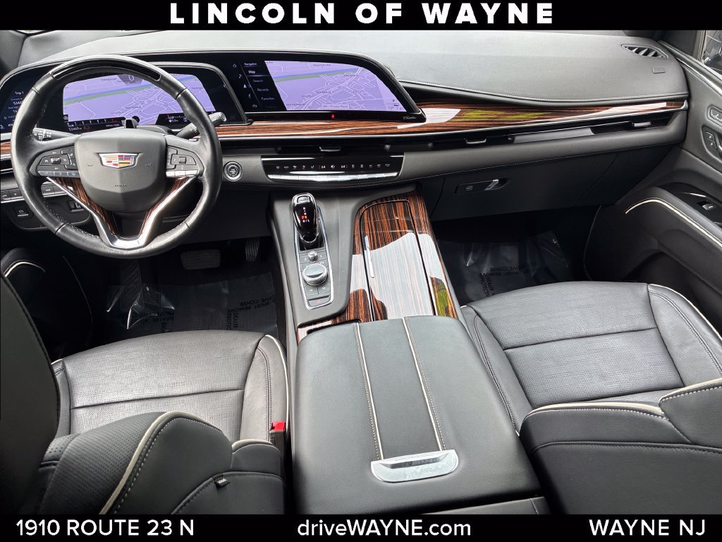 Used 2023 Cadillac Escalade Premium Luxury w/ LPO, Floor Liner Package AWD/4WD image 26