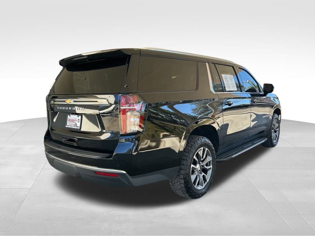Used 2023 Chevrolet Suburban LS image 3