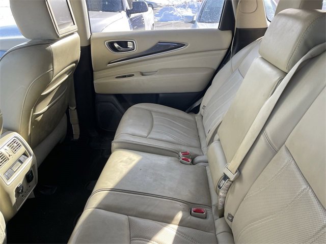 Used 2019 INFINITI QX60 Luxe w/ Essential Package image 4